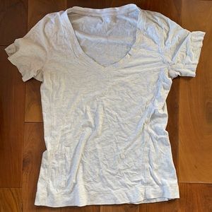 Loose Fitting Lululemon T Shirt